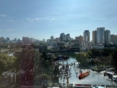 -包整·丝娃娃(一览甲秀楼风景店)