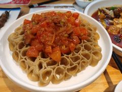 西红柿浇汁莜面窝窝-西北45度西北菜陕西面(日照万达广场店)