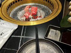 -山川小町·极番烧肉(新地假日广场店)