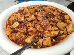 -渝信川菜 · 川味家常菜(财富购物中心店)