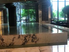 -上海漕河泾万丽酒店