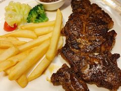 肩胛大块黑椒牛排-92°C俄式厨房(中央大街店)