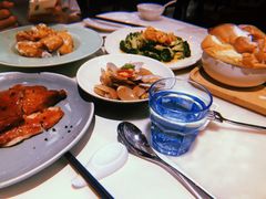 -港丽餐厅(高德置地店)