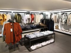 -ZARA(万达广场二七店)