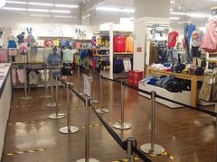 -GAP(王府井奥莱·香江小镇店)