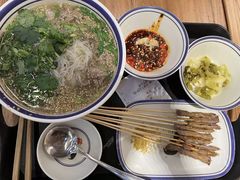 招牌生烫牛肉大理饵丝-云阿蛮云南生烫牛肉米线(奉贤路店)