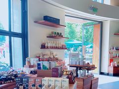 零售区-星巴克(迪士尼小镇店)