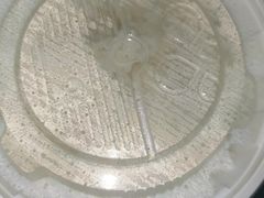 -老牌坊云南鱼豆花火锅(爱建店)