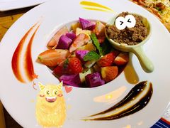 甜心鲜果沙拉-盘炉forenza·云贵川融合小食堂 ( 钟楼中柳巷店)