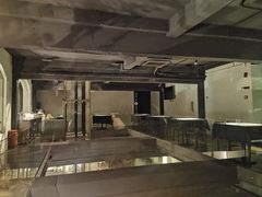 -穹六人间 people 6(岳阳路店)