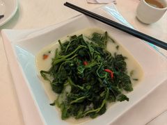 -五谷芳乳鸽王(海景店)