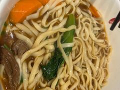 -康师傅私房牛肉面(马泉营奥莱店)