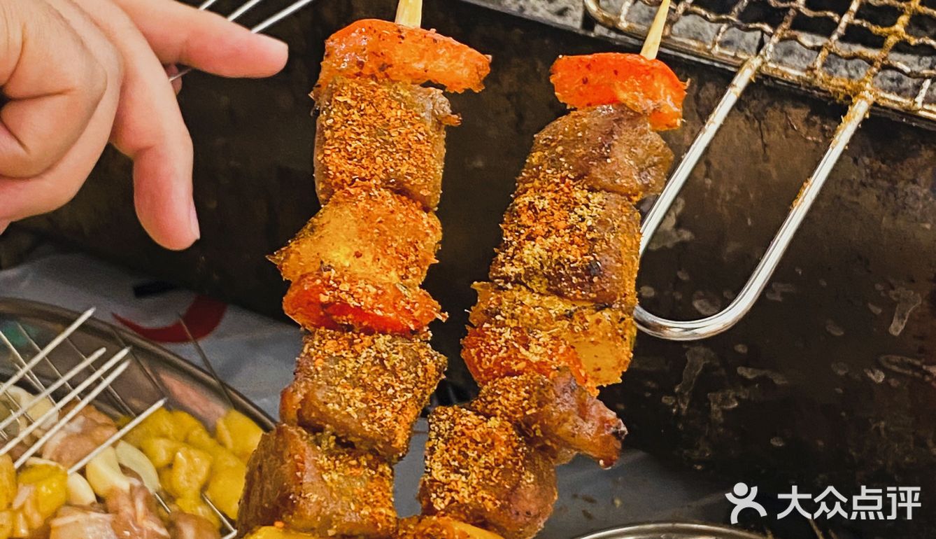 新店打卡｜光谷这家自助烧烤店！有点意思！