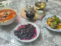-天天向上素食餐厅(五台山店)