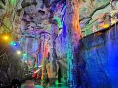 -泰安地下龙宫景区