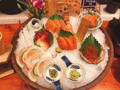 秒懂三文鱼-文三酒肆自助放题(新街口友谊广场店)