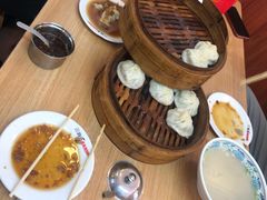 -大耳公曹氏驴肉包子铺(三八店)