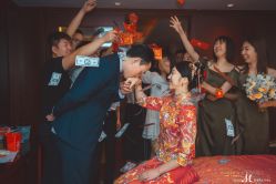 -拉瑞娜LaReine婚纱礼服高级定制