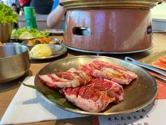 调味牛排肉-西塔老太太泥炉烤肉(北京望京店)