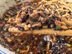 -万三面馆(青龙正街太古里店)