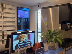 -网鱼电竞酒店(上海惠南地铁站店)