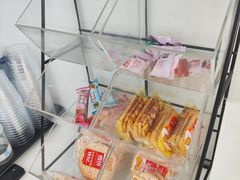 -北亚国超特斯拉授权钣喷中心