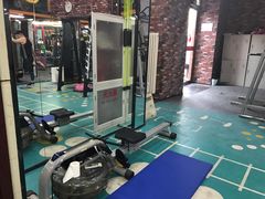 -漾健身·普拉提(橡树湾店)
