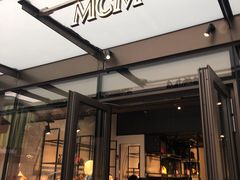 -MCM(比斯特上海购物村店)