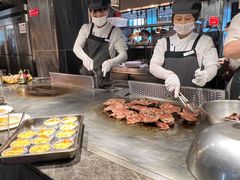 -吉布鲁牛排海鲜自助(假日国际店)