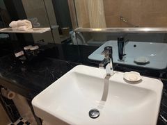 -汕头金海湾大酒店(万象城店)