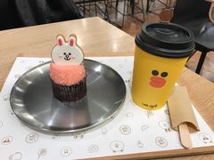 -LINE FRIENDS Garosu-gil Flagship Store