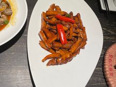 菌菇牛柳-吴越荣记苏州菜·松鼠桂鱼(月光码头店)
