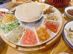 狮峰路三姨妈丝娃娃-怪噜范·老贵阳街头名小吃(汇金星力城店)
