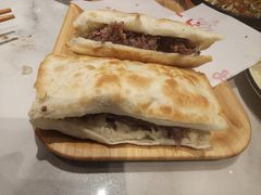-高玛纳驴肉火烧(一世界店)