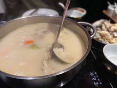 澳门鸡脚猪骨煲（小）-官也街澳门火锅(新源里店)