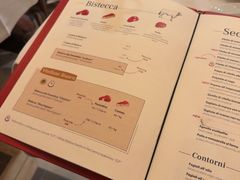 -奥斯特牛排馆(美第奇宫店)
