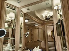 -广州富力丽思卡尔顿酒店