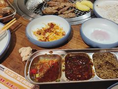 -明洞阿姨·韩式酱蟹烤肉·创意料理(三元桥店)