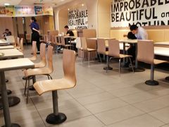 大堂-麦当劳(军博店)