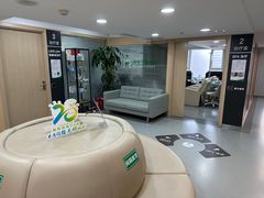 -大连何氏眼科医院