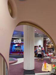 -奈尔宝家庭中心·国风主题儿童乐园·亲子餐厅(豫园商城店)