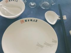 餐具摆设-披云山庄