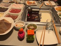 -海底捞火锅(珠影星光城夜宵主题店)
