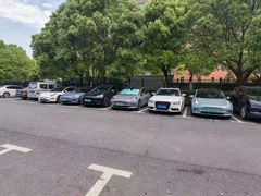 -TESLA 特斯拉(上海太古汇体验店)