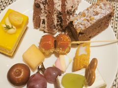 -南湖名都·景湖轩全日制餐厅·海鲜自助·东南亚风味·临湖而食