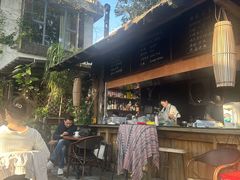 -城墙外BAR