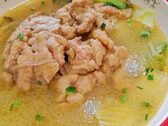 小酥肉烩三鲜-春来和(汉城南路店)
