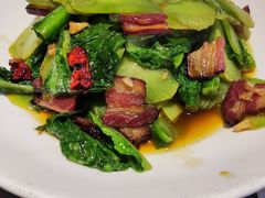 莴笋炒腊味-鸡毛店·川菜(双楠店)