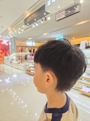 -苏豪路易士·嘉玛发廊