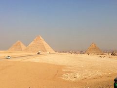 -吉萨金字塔群